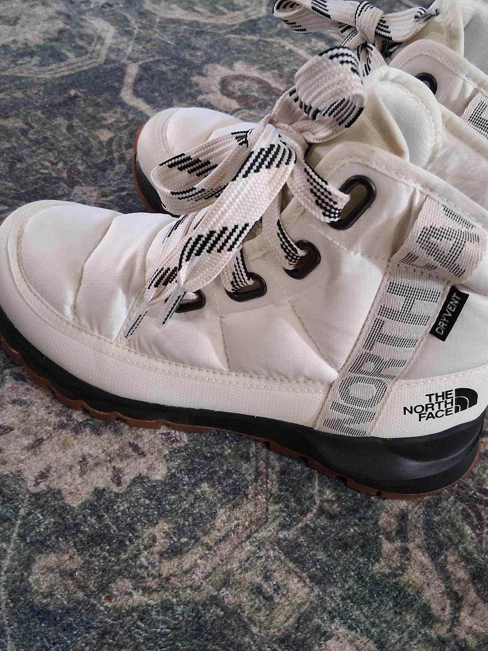 The North Face Women's Cream Lace-Up Winter Boot